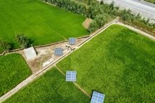 Pamje nga lart e një paneli diellor, Fermë diellore nga Green Voltaics, Unsplash Energy, në Malakand, Pakistan, 