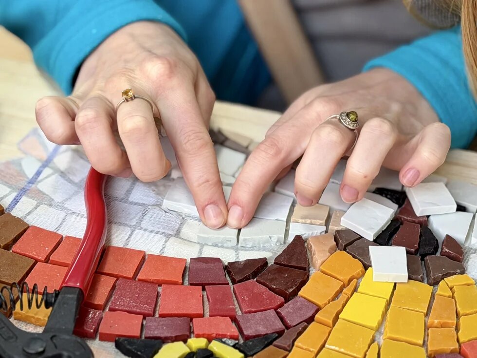 Placing the tesserae