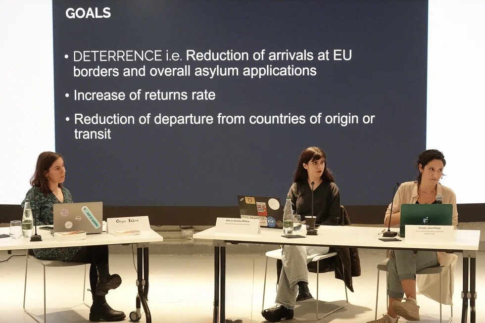 Outsourcing Migration Panel