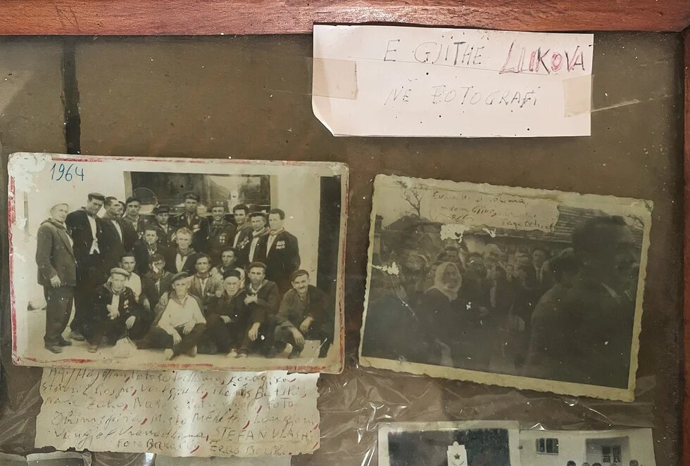 Foto nga arkiva e Melës