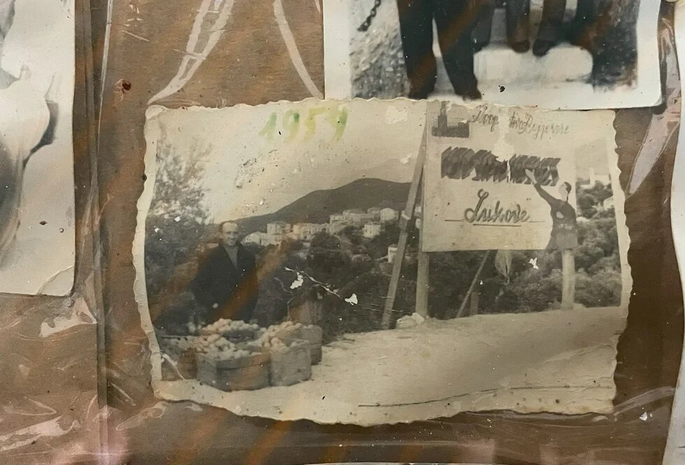 Foto nga arkiva e Melsës